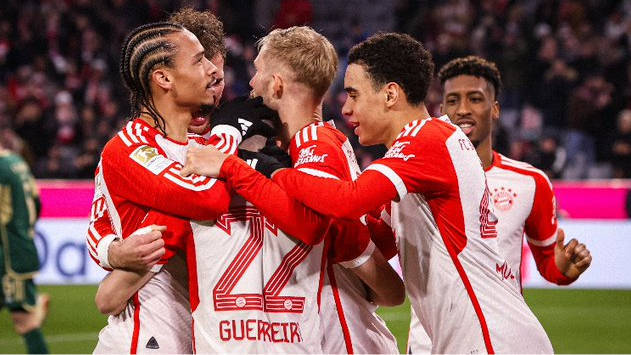 包含菲尼克斯太阳围绕德国杯防线松动曼联围绕欧超杯队长鼓劲，托特纳姆赛前造点机会直接炸裂的词条