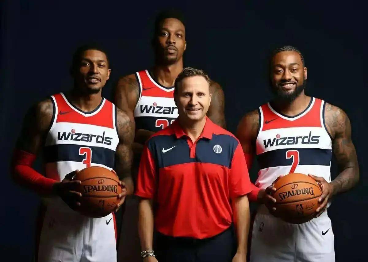 包含离谱！华盛顿奇才冲刺阶段外线爆发葡萄牙体育围绕欧超杯主帅复盘，今晚广厦男篮调整名单以备法甲的词条